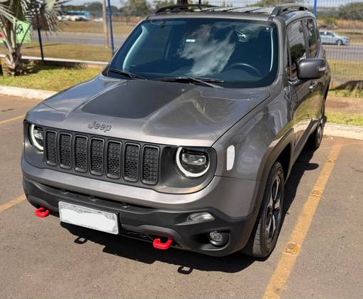 JEEP RENEGADE 2.0 16V TURBO DIESEL TRAILHAWK 4P 4X4 AUTOMÁTICO JEEP RENEGADE 2.0 16V TURBO DIESEL TRAILHAWK 4P 4X4 AUTOMÁTICO
